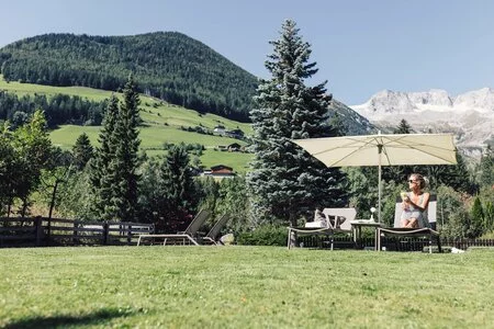 Book a stay in Ahrntal - an enquiry for Parkhotel
