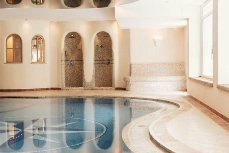 Book a luxury holiday South Tyrol. 5-star hotel Ahrntal