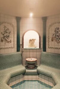 Book a luxury holiday South Tyrol. 5-star hotel Ahrntal
