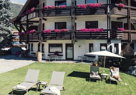 Discover hotels South Tyrol & hotels at Lake Garda