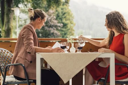 Book luxury holiday South Tyrol. 4-star S hotel Ahrntal