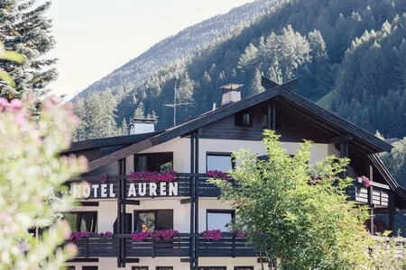 Book a stay in Ahrntal - an enquiry for Parkhotel