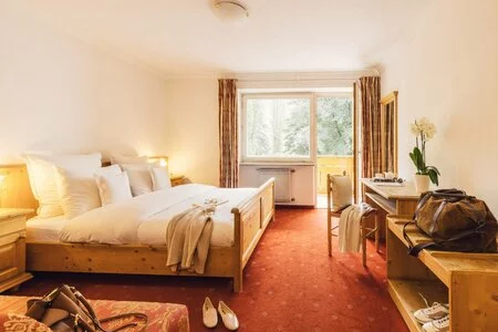 Book luxury holiday South Tyrol. 4-star S hotel Ahrntal