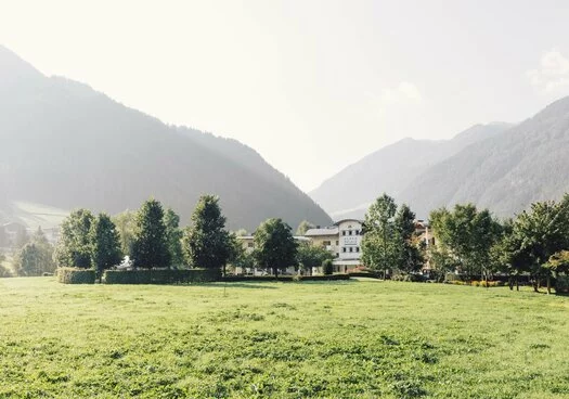 Discover hotels South Tyrol & hotels at Lake Garda