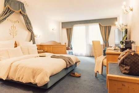 Book a luxury holiday South Tyrol. 5-star hotel Ahrntal